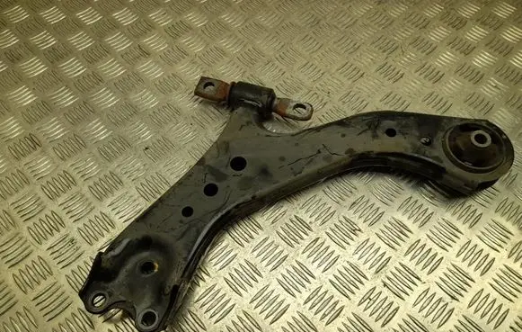 Lexus ES VII XZ10 Front lower control arm/wishbone 