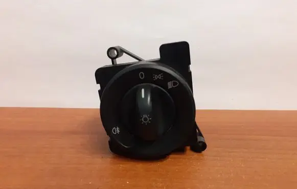Mercedes-Benz Sprinter W906 Light switch 9848 A9065450104