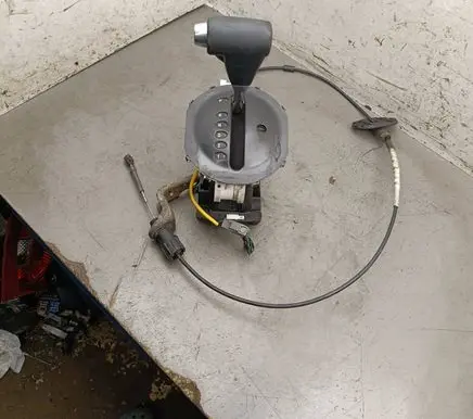 Ford Mondeo Mk III Gear shifter/selector 1S7P7C453AG 028412