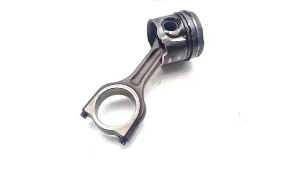 Peugeot 308 Piston with connecting rod 9HZ DV6TED4