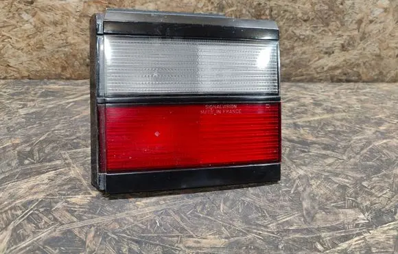 Volkswagen PASSAT B3 Tailgate rear/tail lights 333945108