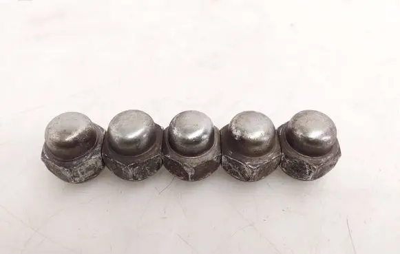 Nissan X-Trail T32 Nuts/bolts 