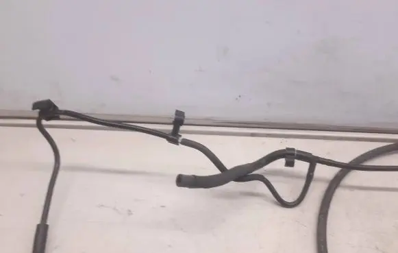 Audi A6 S6 C6 4F Vacuum line/pipe/hose 046905291B