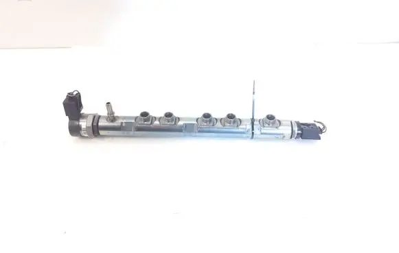 BMW 3 E90 E91 Fuel main line pipe 7809128 0445214183 0281002949