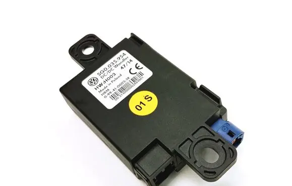 Volkswagen Golf VII Central body control module 5G0035954