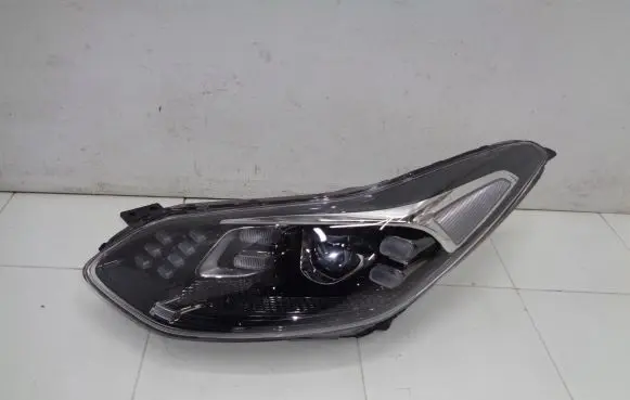 KIA Sportage Speedometer (instrument cluster) F1921-51600