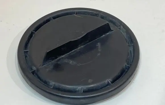 BMW 5 F10 F11 Headlight/headlamp dust cover 15822200