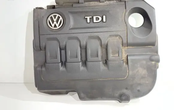 Engine cover (trim)