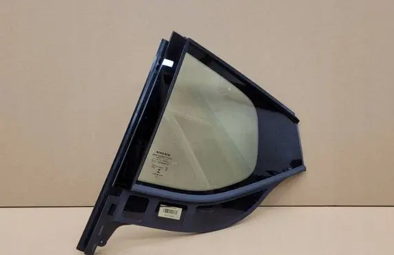 Volvo C40 Front triangle window/glass 32132255