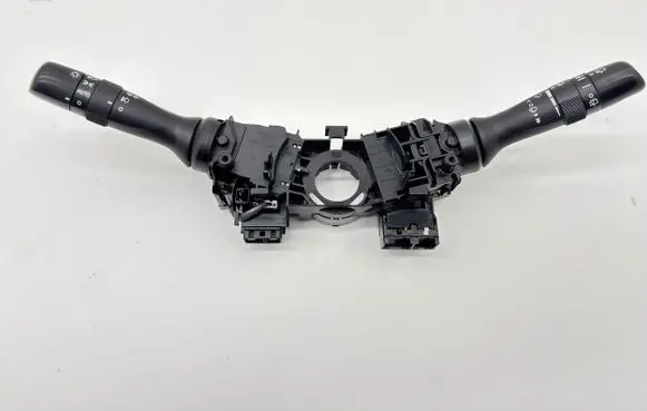 Subaru Outback (BT) Wiper turn signal indicator stalk/switch 17F4652