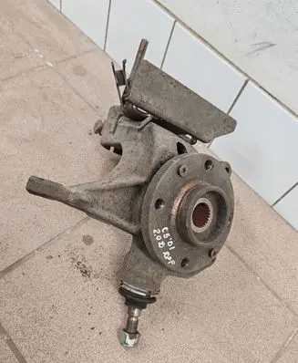 Citroen C5 Front wheel hub spindle knuckle