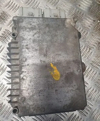 Chrysler Voyager Engine control unit/module P04727403AJ