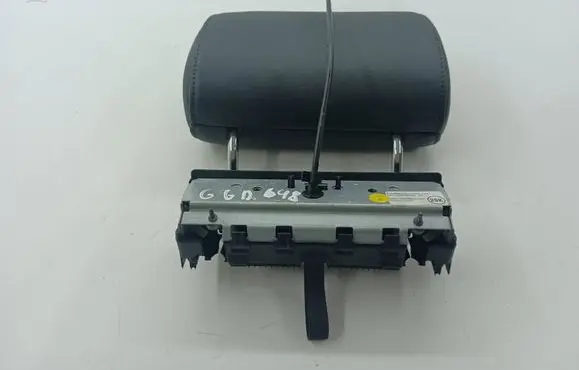 Audi Q7 4L Third row seat headrest 