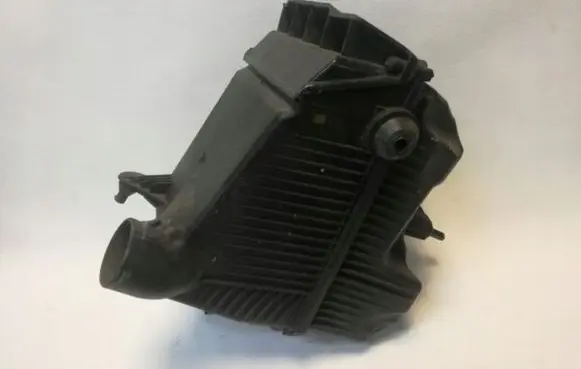 Renault Kangoo II Air filter box 8200788196