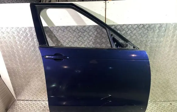 Land Rover Discovery 5 Front door