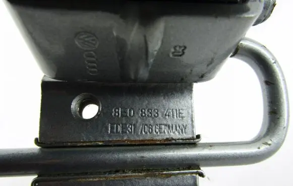 Audi A6 S6 C6 4F Rear door hinge set 8E0833411E
