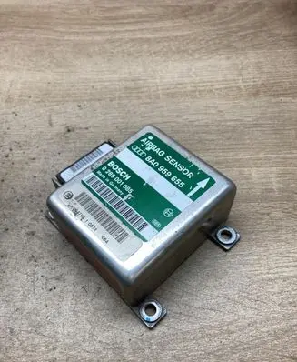 Audi A4 S4 B5 8D Airbag control unit/module 8A0959655 0285001085