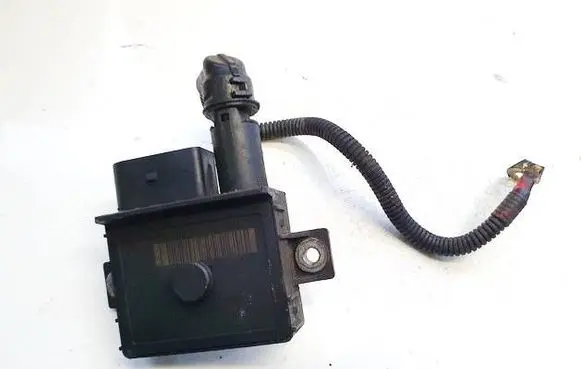BMW X1 E84 Glow plug pre-heat relay 0522120102