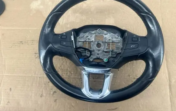 Peugeot 2008 I Steering wheel 98084115ZD