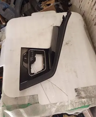 KIA Niro Gear shifter surround trim plastic 84651G5000