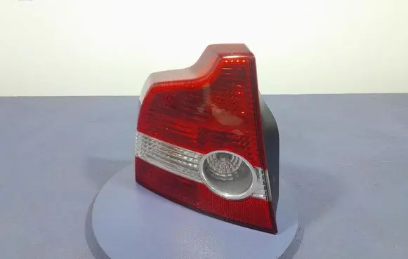 Volvo S40 Rear/tail lights 30698912