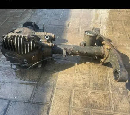 Mitsubishi Pajero Front axle beam 