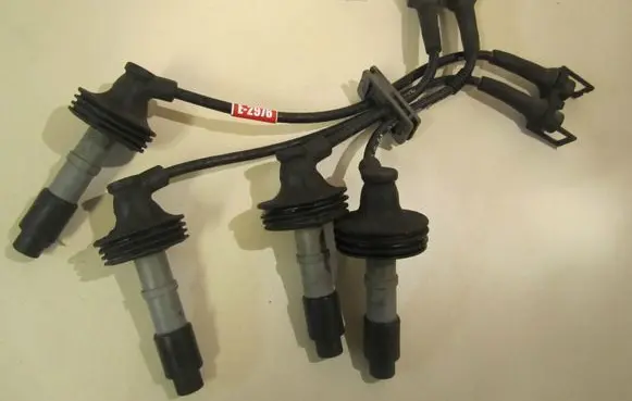 Volvo S40, V40 Ignition plug leads 