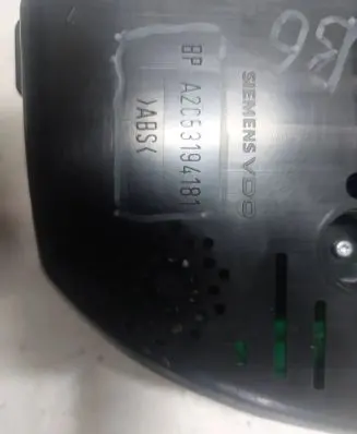 Volkswagen PASSAT B6 Speedometer (instrument cluster) A2C53194181