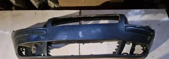 Volvo V50 Front bumper 30657005 4B0201211591