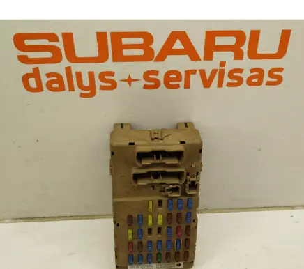 Subaru Legacy Fuse box set Lb101002b