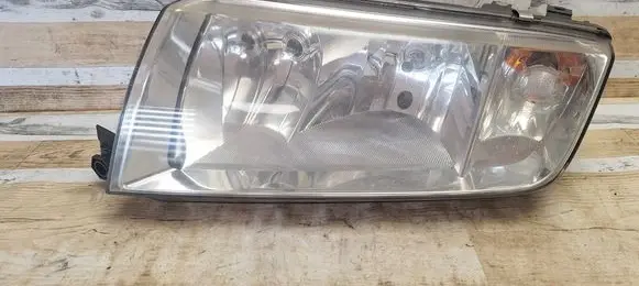 Skoda Fabia Mk1 (6Y) Headlight/headlamp