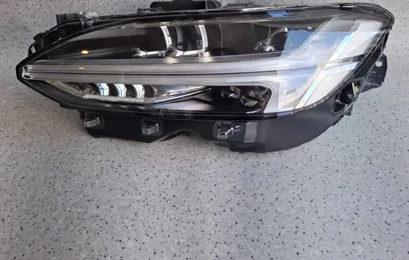 Headlight/headlamp