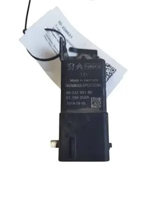 Peugeot 308 Glow plug pre-heat relay 9803299780