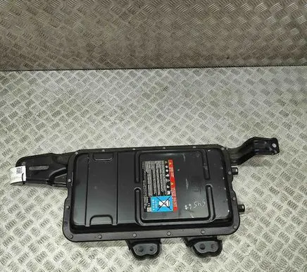 Ford Kuga III Hybrid / electric car battery LX6810C699AA LX6810C700A