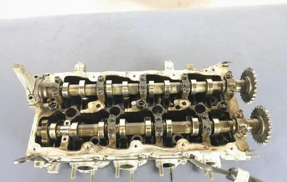 Hyundai i40 Engine head 22111-2A260