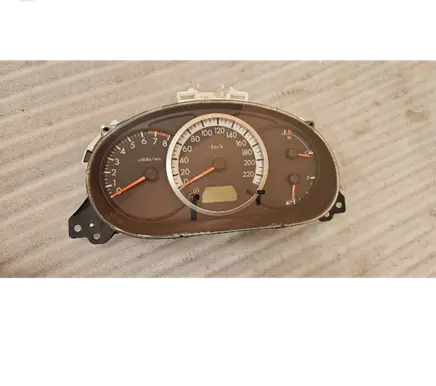 Mazda 5 Speedometer (instrument cluster) C23555430