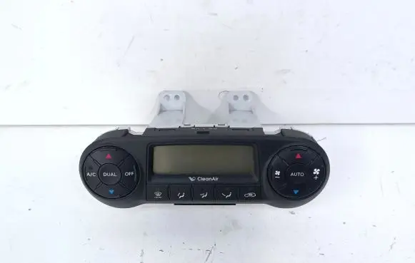 Hyundai ix35 Climate control unit 972502Y600