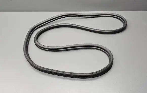 Trunk rubber seal (body)