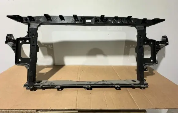 Hyundai Elantra VI Radiator support slam panel 64101G3000