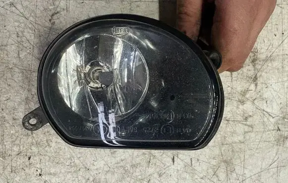 Audi Q7 4L Front fog light 17350901