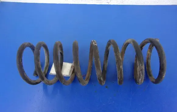 Ford Mondeo MK II Rear coil spring