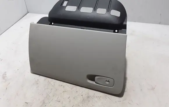 Volvo XC40 Glove box 31442718