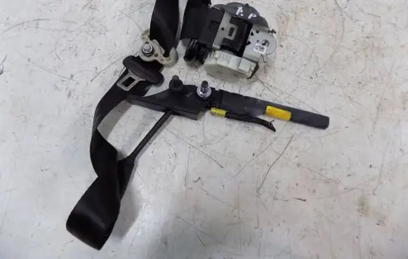 Nissan X-Trail T33 Front seatbelt 868846RN1A