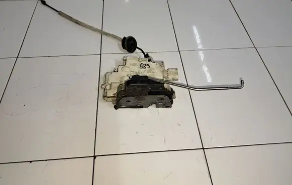 Audi A6 S6 C6 4F Front door lock 4F1837016