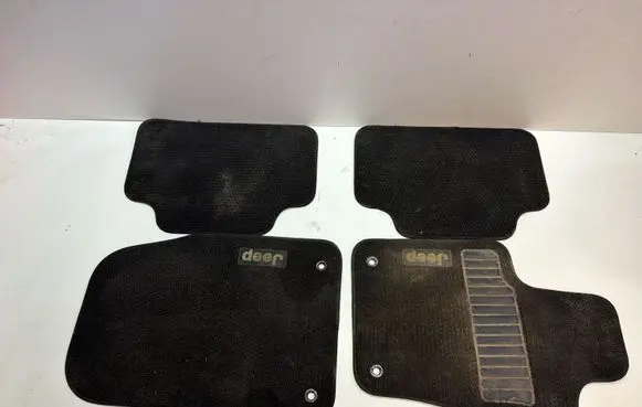Jeep Grand Cherokee Car floor mat set 