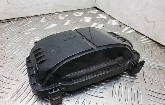 Ford Mondeo MK IV Headlight/headlamp dust cover 7S7113K060AB