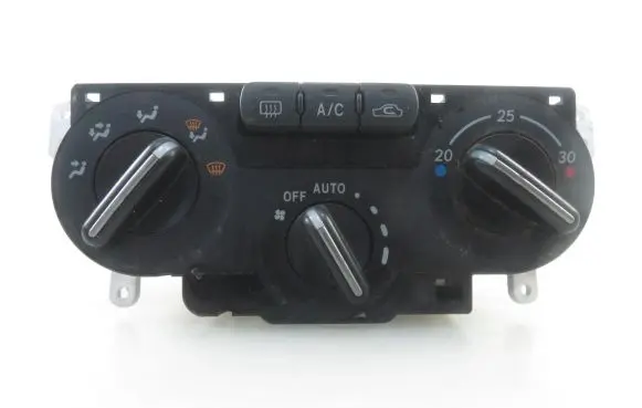 Subaru Impreza II Interior fan control switch 72311FL050 3B60034700