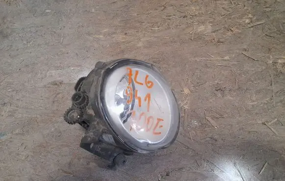 Volkswagen Touareg I Front fog light 7L6941700E