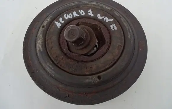 Honda Civic Crankshaft pulley KoopasoweHonda