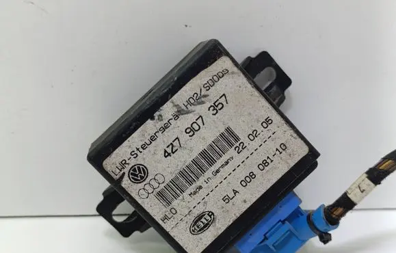 Volkswagen PASSAT B5.5 Light module LCM 4Z7907357